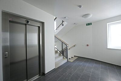 Nárožní, Stodůlky - Prague 5 | Sale, Apartment Studio (1+kk), 65 m²