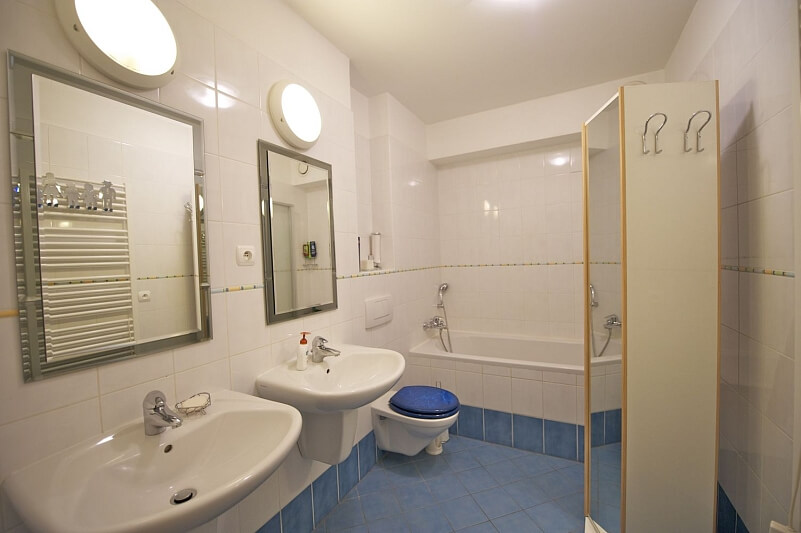 Tibetská, Vokovice - Prague 6 | Sale, Apartment Three-bedroom (4+kk), 147 m²