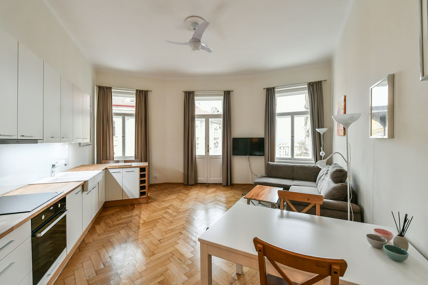 Na Kozačce, Vinohrady - Praha 2 | Pronájem, Byt 2+kk, 58 m²