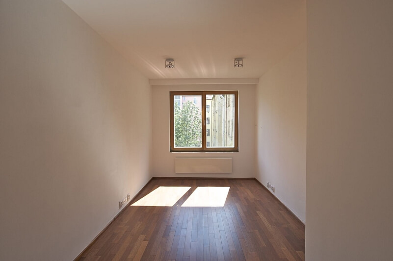 Vlkova, Žižkov - Prague 3 | Sale, Apartment Three-bedroom (4+kk), 144 m²