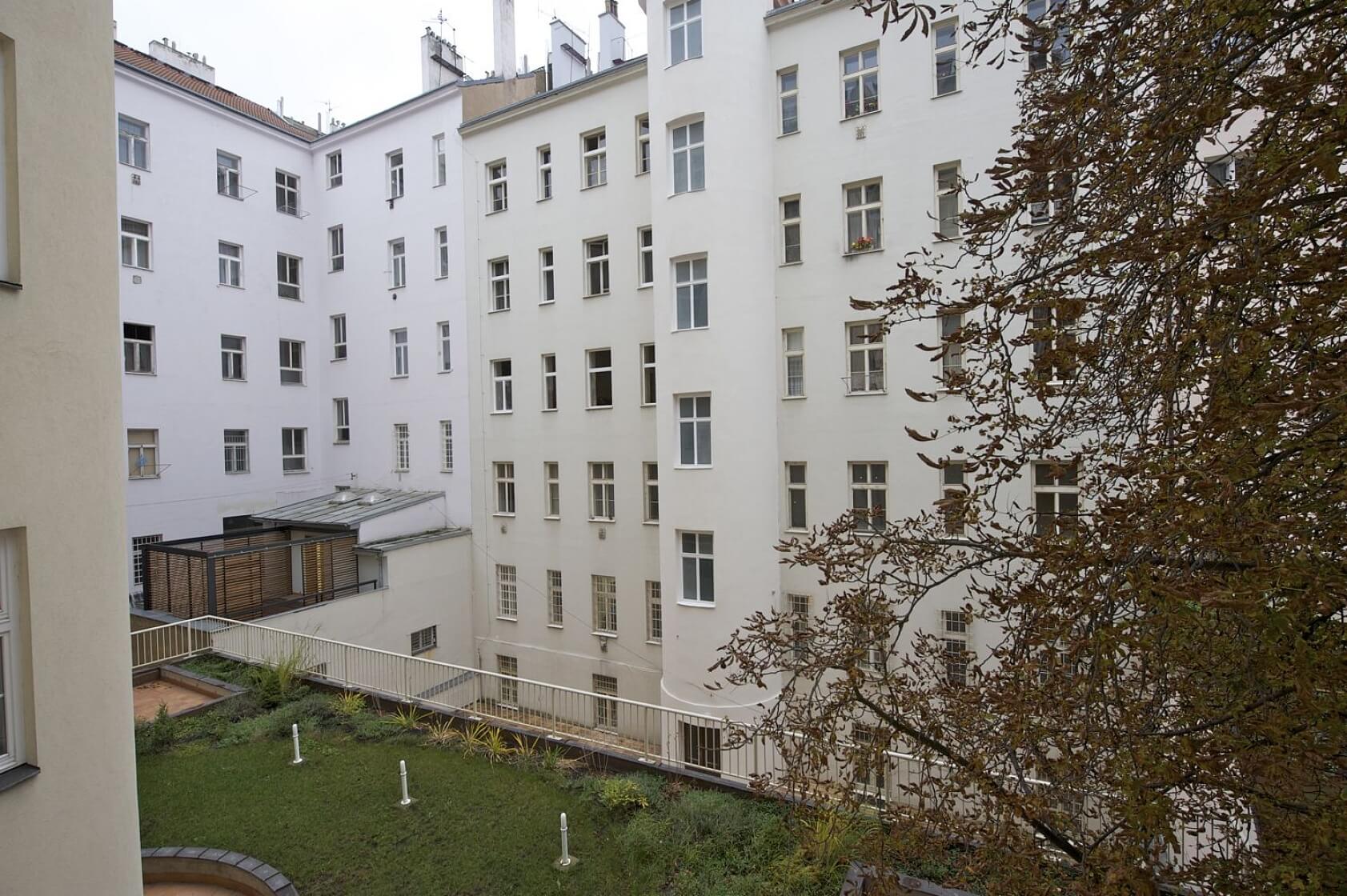 Mánesova, Vinohrady - Prague 2 | Rent, Apartment Studio (1+1), 51 m²