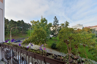 Náměstí generála Kutlvašra, Nusle - Prague 4 | Rent, Apartment One-bedroom (2+kk), 52 m²