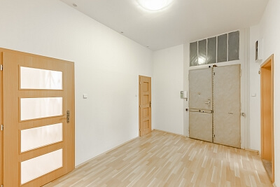 U Starého hřbitova, Staré Město - Prague 1 | Rent, Apartment Two-bedroom (3+kk), 91 m²