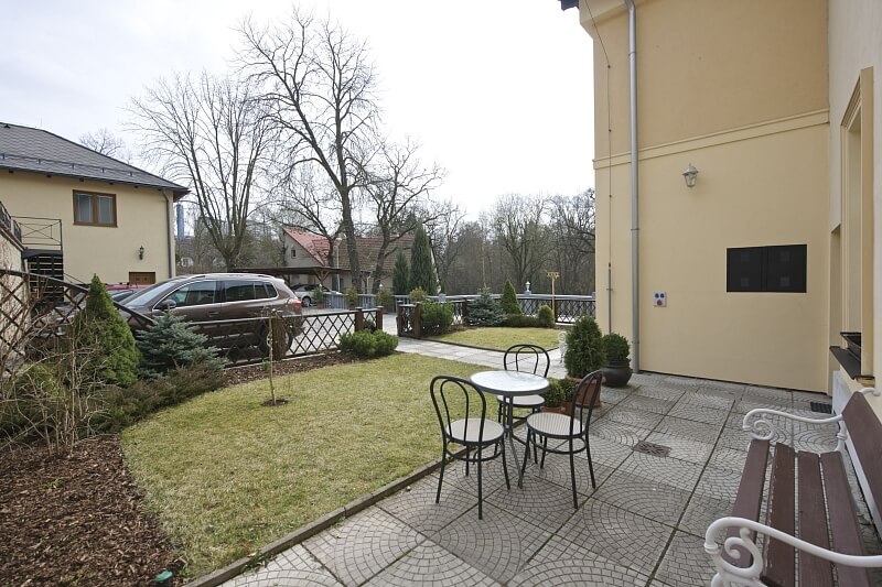 V lučinách, Hodkovičky - Prague 4 | Rent, Apartment Two-bedroom (3+1), 90 m²