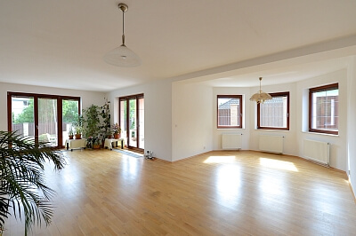 Na Zavadilce, Horoměřice - Praha-západ | Rent, House Four-bedroom (5+1), 277 m²
