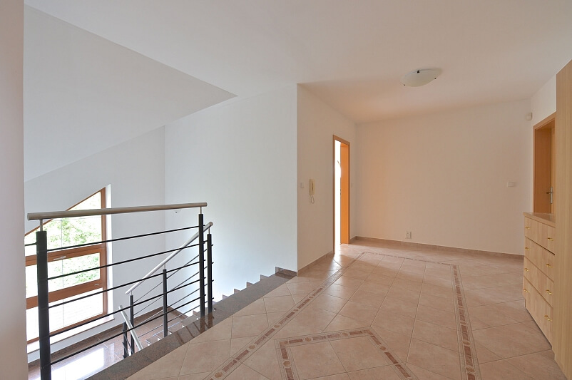 Na Zavadilce, Horoměřice - Praha-západ | Rent, House Four-bedroom (5+1), 277 m²