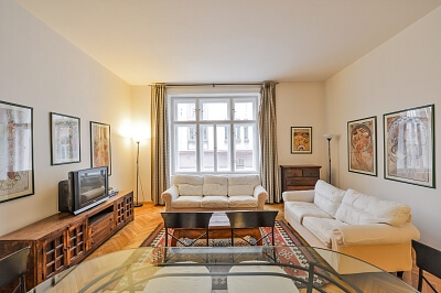 Odborů, Nové Město - Praha 2 | Pronájem, Byt 3+1, 81 m²