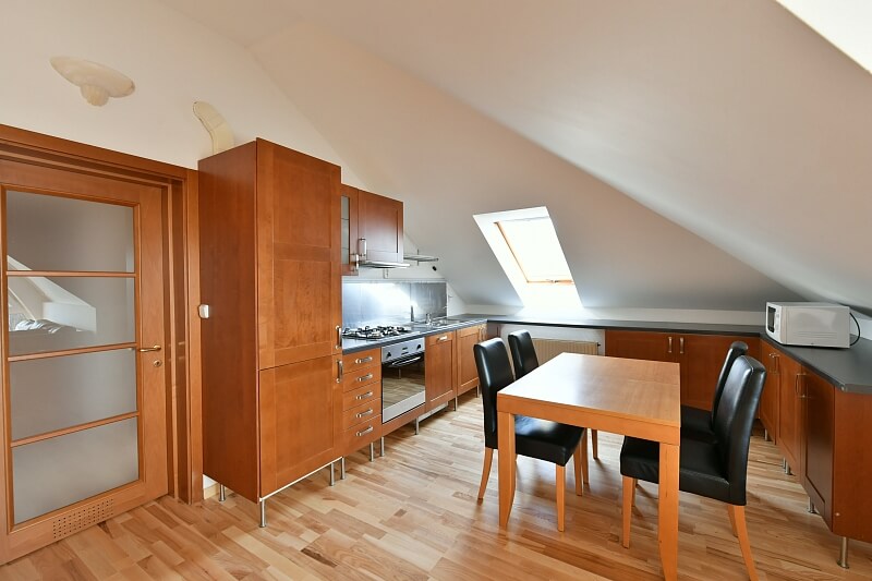 Klikatá, Jinonice - Praha 5 | Pronájem, Byt 2+kk, 64 m²