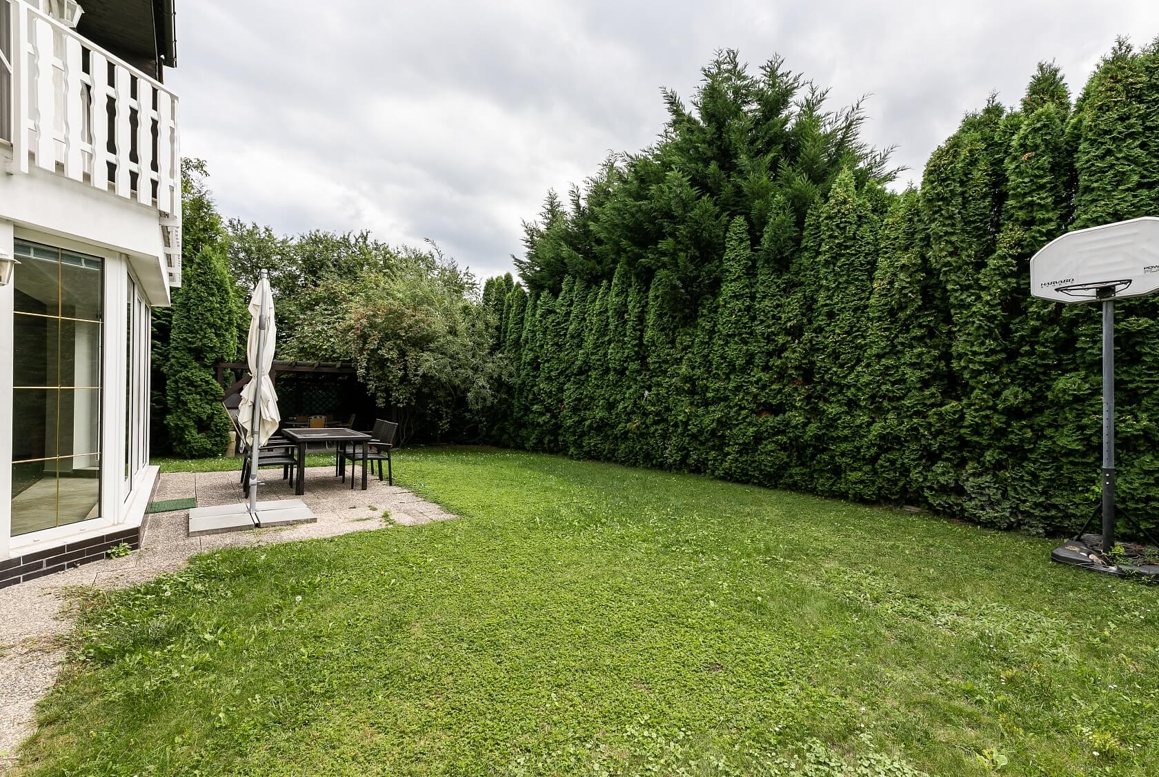 Tuchoměřická, Nebušice - Praha 6 | Pronájem, Rodinný dům 6+kk, 233 m²