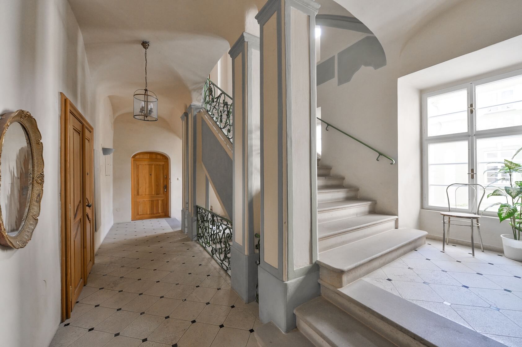 Nerudova, Malá Strana - Praha 1 | Pronájem, Byt 3+1, 90 m²