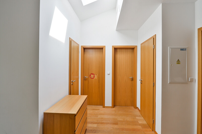 U Dětského hřiště, Jinonice - Prague 5 | Rent, Apartment Two-bedroom (3+kk), 92 m²