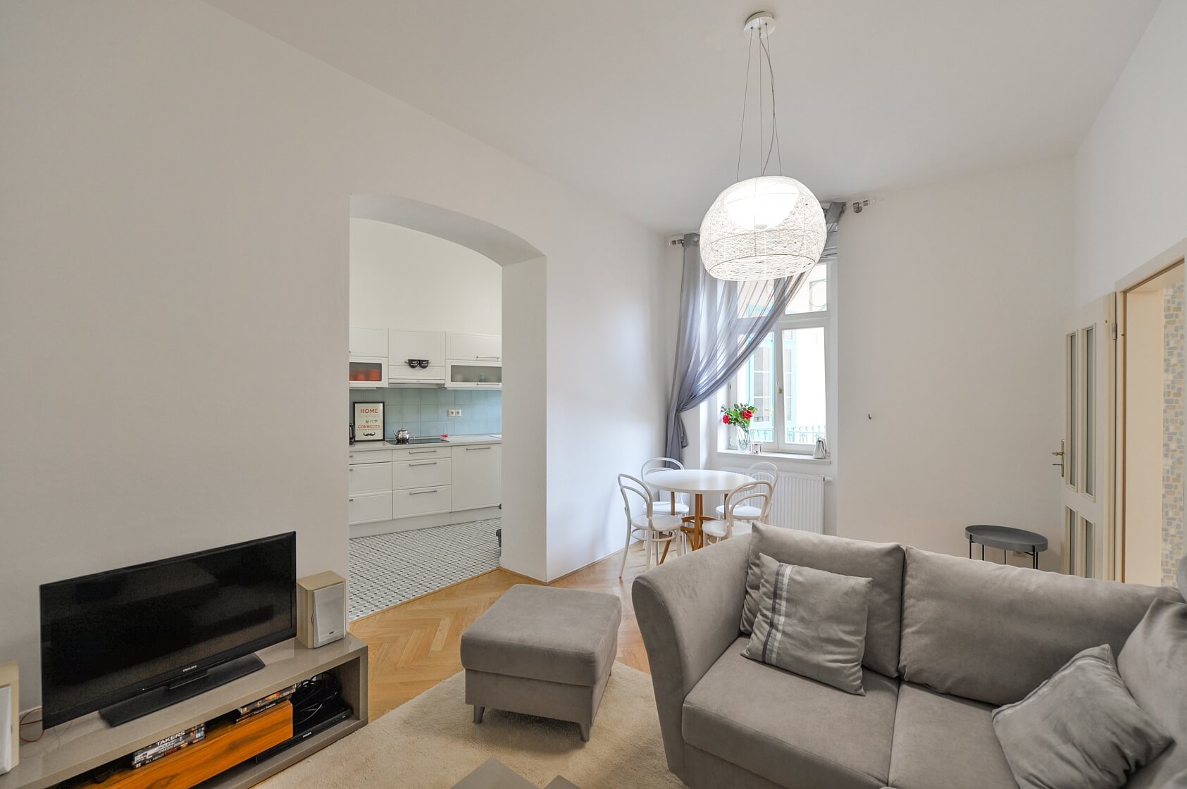 Vyšehradská, Nové Město - Praha 2 | Pronájem, Byt 2+kk, 54 m²