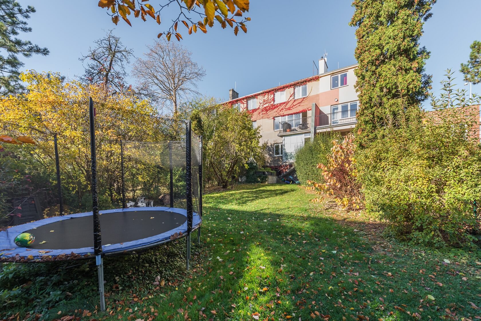 Na Míčánce, Dejvice - Prague 6 | Rent, House Three-bedroom (4+kk), 190 m²