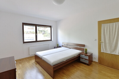 Irská, Vokovice - Prague 6 | Rent, Apartment Three-bedroom (4+kk), 126 m²