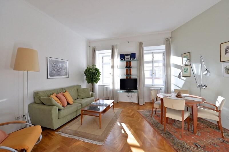 Vlašská, Malá Strana - Praha 1 | Pronájem, Byt 2+kk, 56 m²