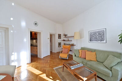 Vlašská, Malá Strana - Praha 1 | Pronájem, Byt 2+kk, 56 m²