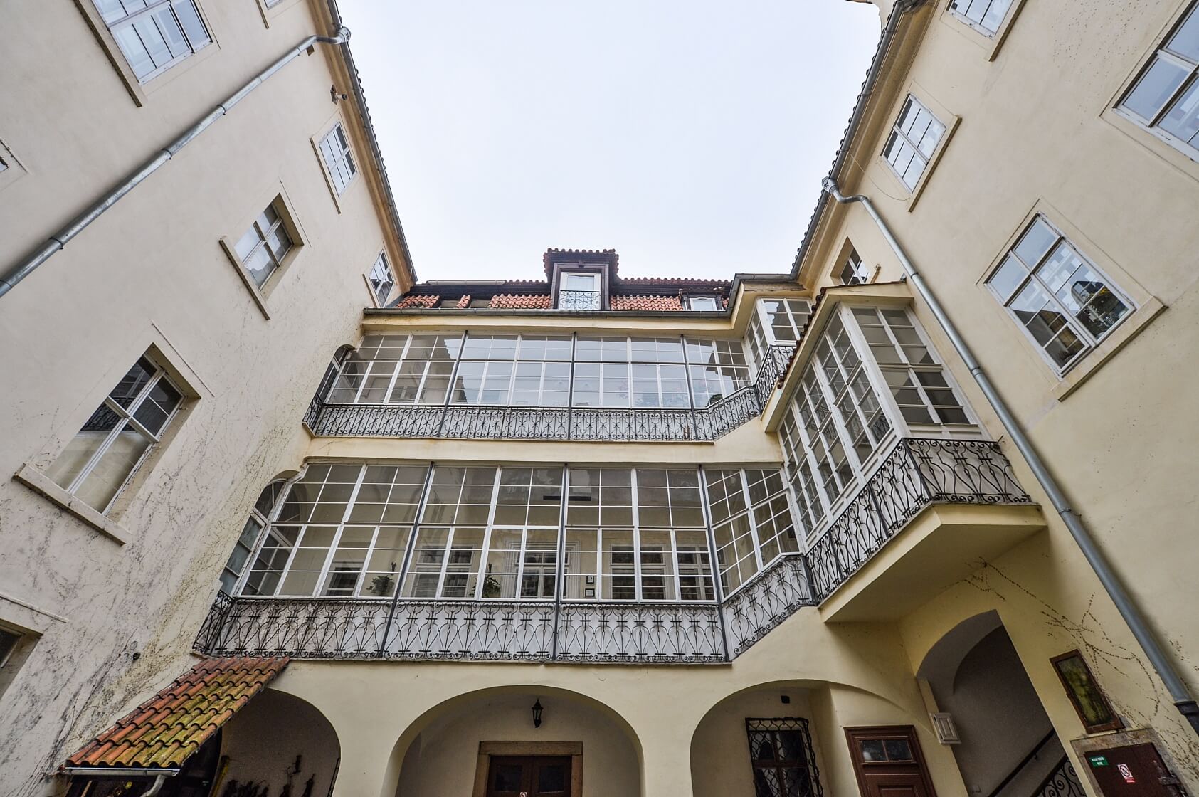 Sněmovní, Malá Strana - Praha 1 | Pronájem, Byt 1+1, 50 m²