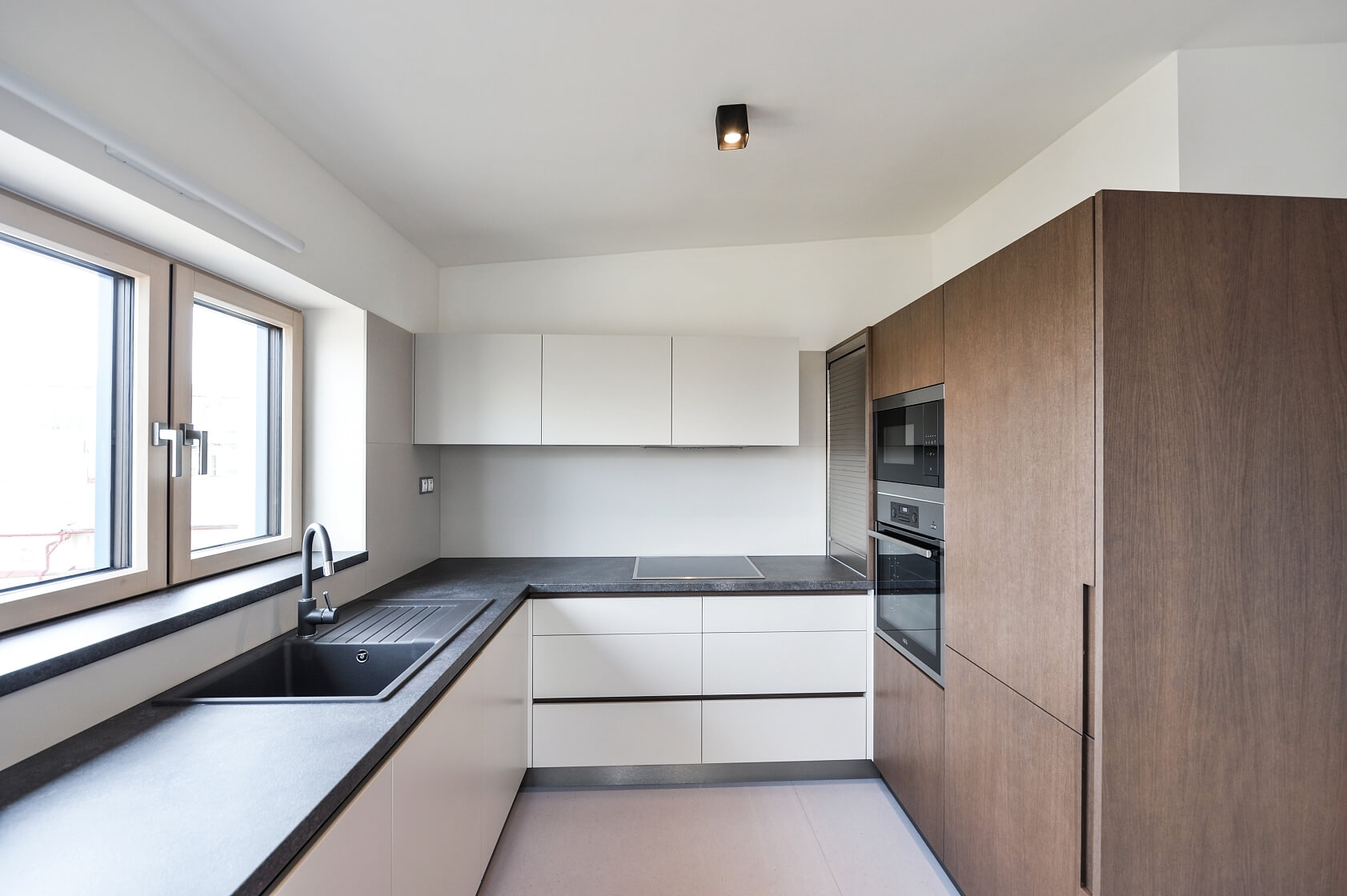 Revoluční, Nové Město - Praha 1 | Pronájem, Byt 4+kk, 141 m²