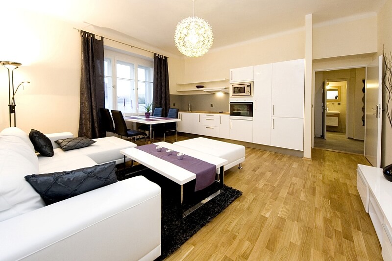 Železničářů, Holešovice - Praha 7 | Pronájem, Byt 2+kk, 52 m²