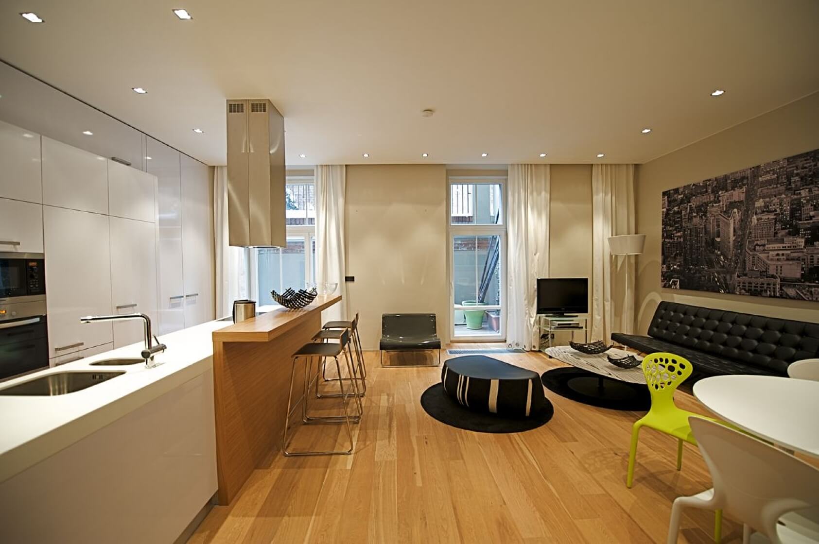 Řehořova, Žižkov - Prague 3 | Rent, Apartment One-bedroom (2+kk), 81 m²