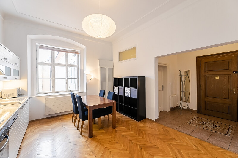 Husova, Staré Město - Prague 1 | Rent, Apartment One-bedroom (2+1), 69 m²