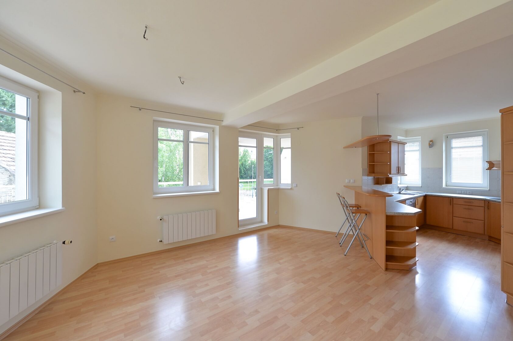Školní, Průhonice - Praha-západ | Rent, House Five-bedroom (6+1), 280 m²