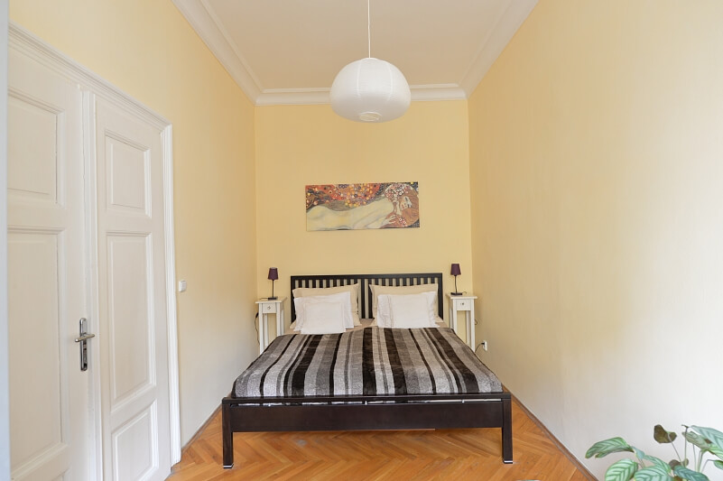 Husova, Staré Město - Prague 1 | Rent, Apartment One-bedroom (2+kk), 40 m²