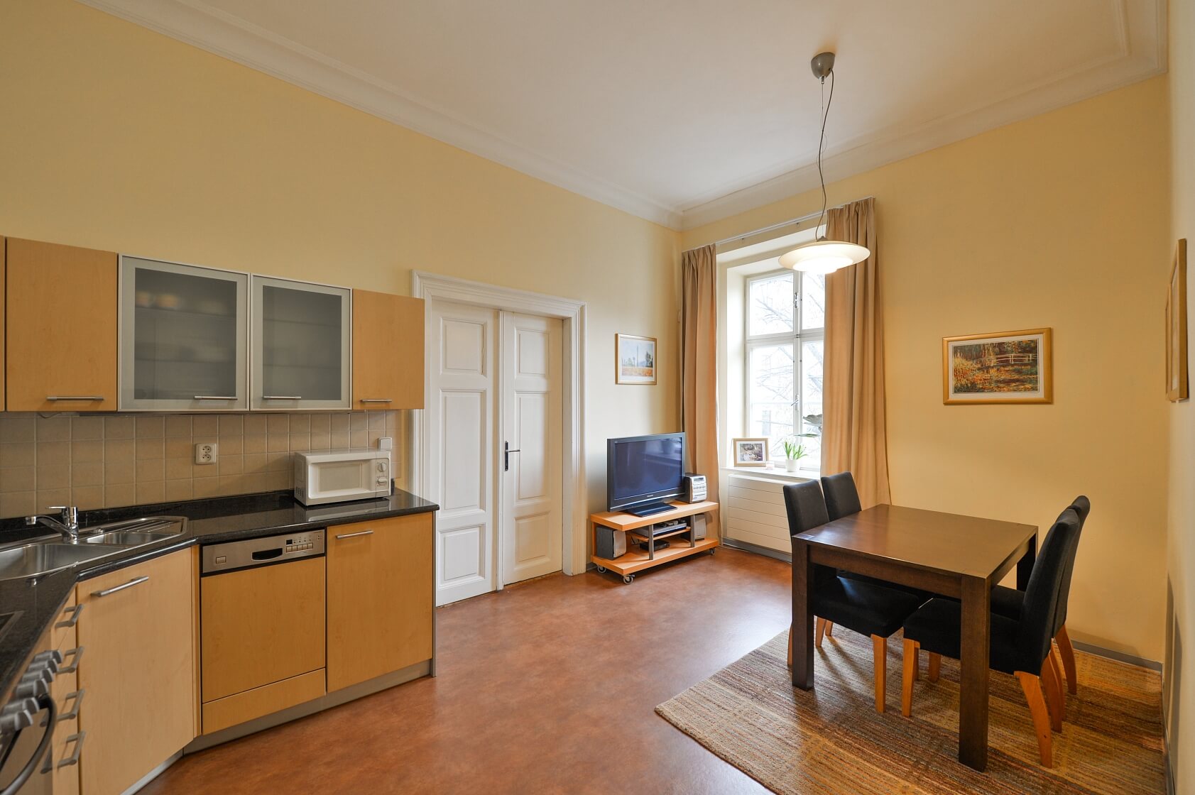 Husova, Staré Město - Prague 1 | Rent, Apartment One-bedroom (2+kk), 40 m²