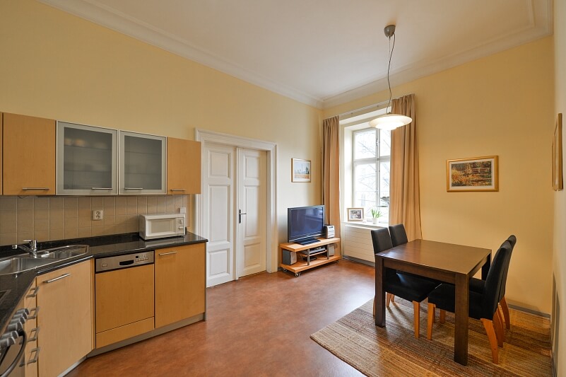 Husova, Staré Město - Prague 1 | Rent, Apartment One-bedroom (2+kk), 40 m²