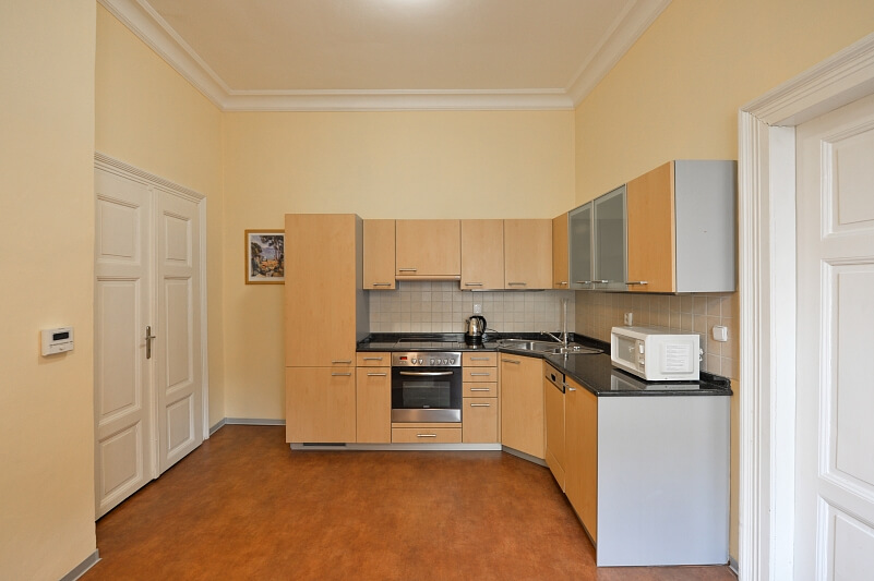 Husova, Staré Město - Praha 1 | Pronájem, Byt 2+kk, 40 m²