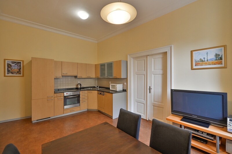 Husova, Staré Město - Prague 1 | Rent, Apartment One-bedroom (2+kk), 40 m²