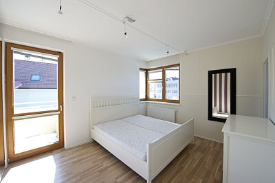 Pod valem II, Průhonice - Praha-západ | Pronájem, Rodinný dům 5+1, 220 m²