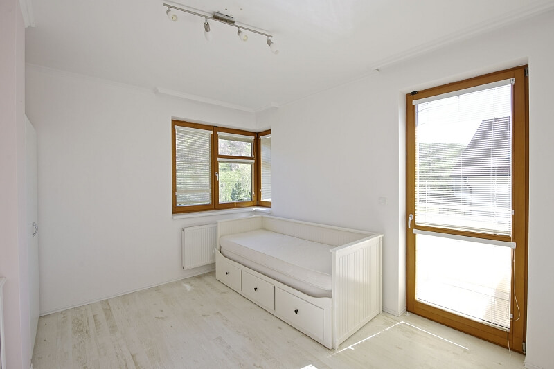 Pod valem II, Průhonice - Praha-západ | Rent, House Four-bedroom (5+1), 220 m²