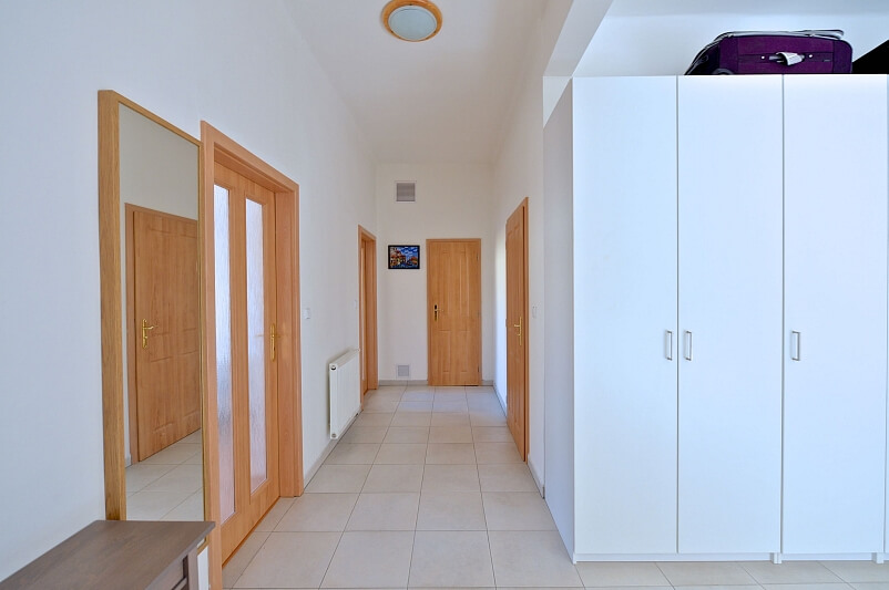 Lucemburská, Vinohrady - Prague 3 | Rent, Apartment Two-bedroom (3+1), 130 m²
