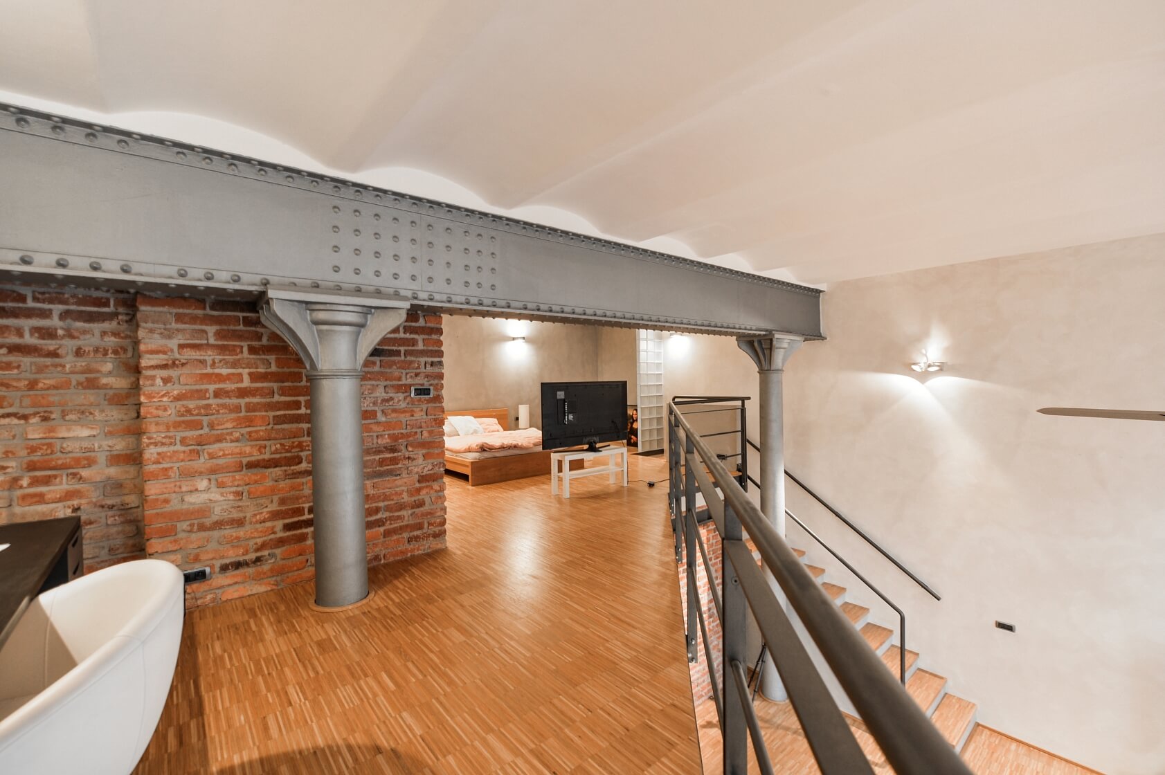 Na Maninách, Holešovice - Prague 7 | Rent, Apartment One-bedroom (2+kk), 114 m²