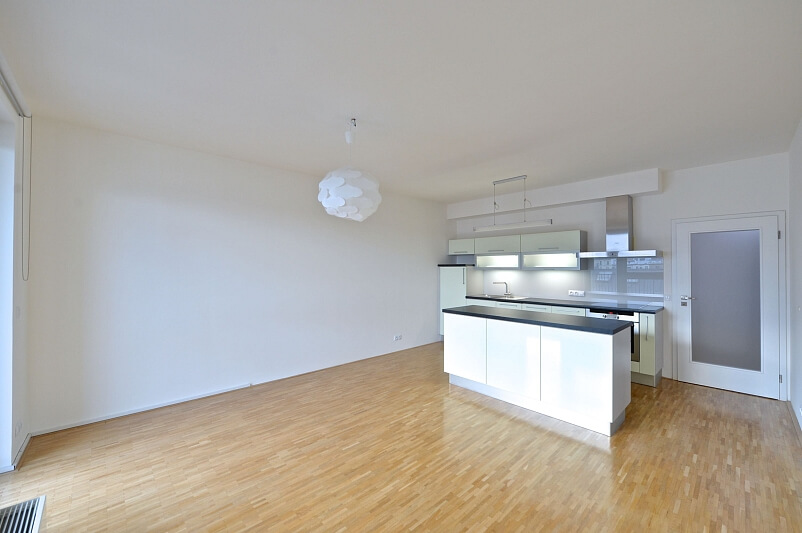 U Uranie, Holešovice - Prague 7 | Rent, Apartment One-bedroom (2+kk), 71 m²