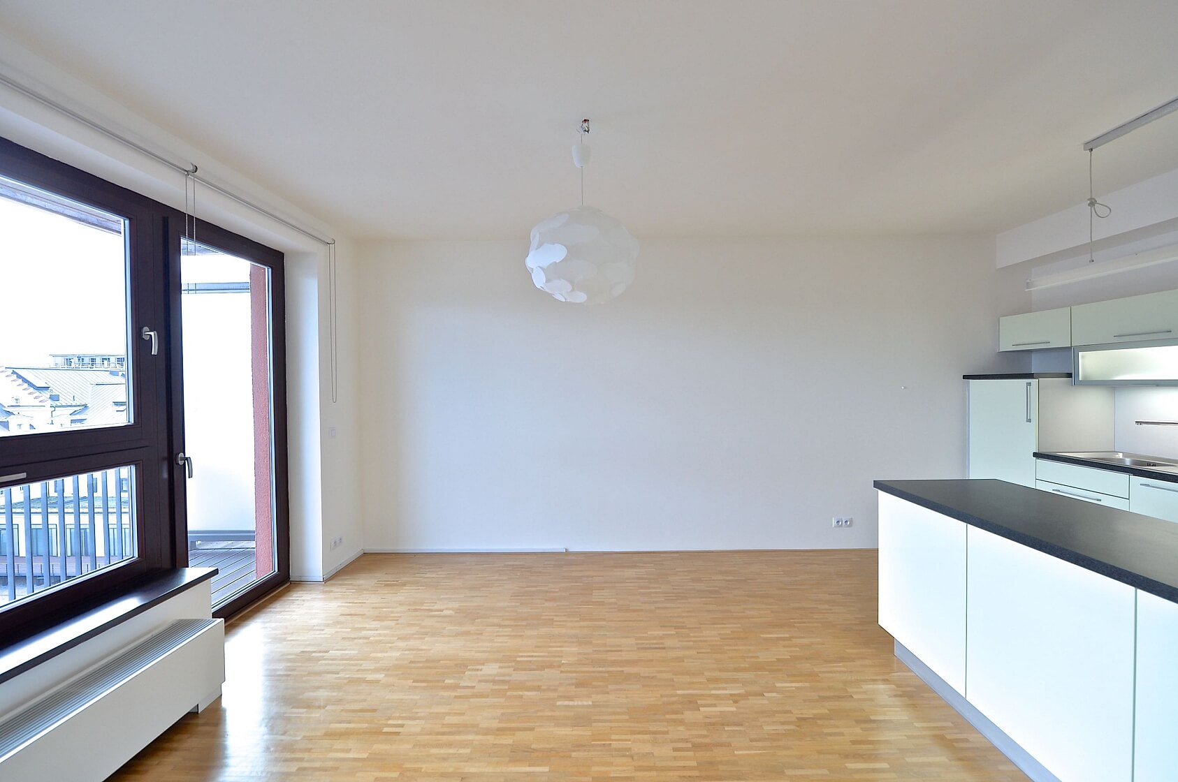 U Uranie, Holešovice - Praha 7 | Pronájem, Byt 2+kk, 71 m²