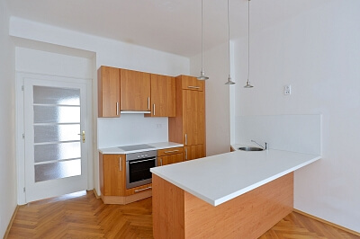 Uralská, Bubeneč - Prague 6 | Rent, Apartment One-bedroom (2+1), 84 m²