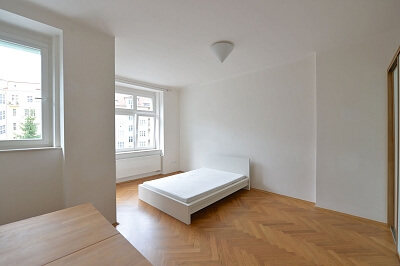 Uralská, Bubeneč - Praha 6 | Pronájem, Byt 2+1, 84 m²