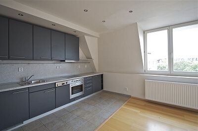 Na Břehu, Vysočany - Prague 9 | Sale, Apartment One-bedroom (2+kk), 90 m²