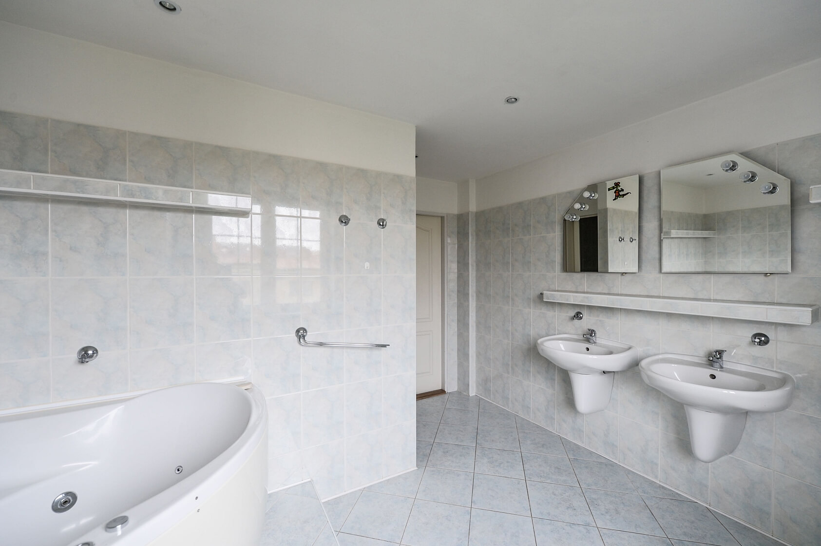 Návazná, Suchdol - Praha 6 | Pronájem, Rodinný dům 6+1, 289 m²