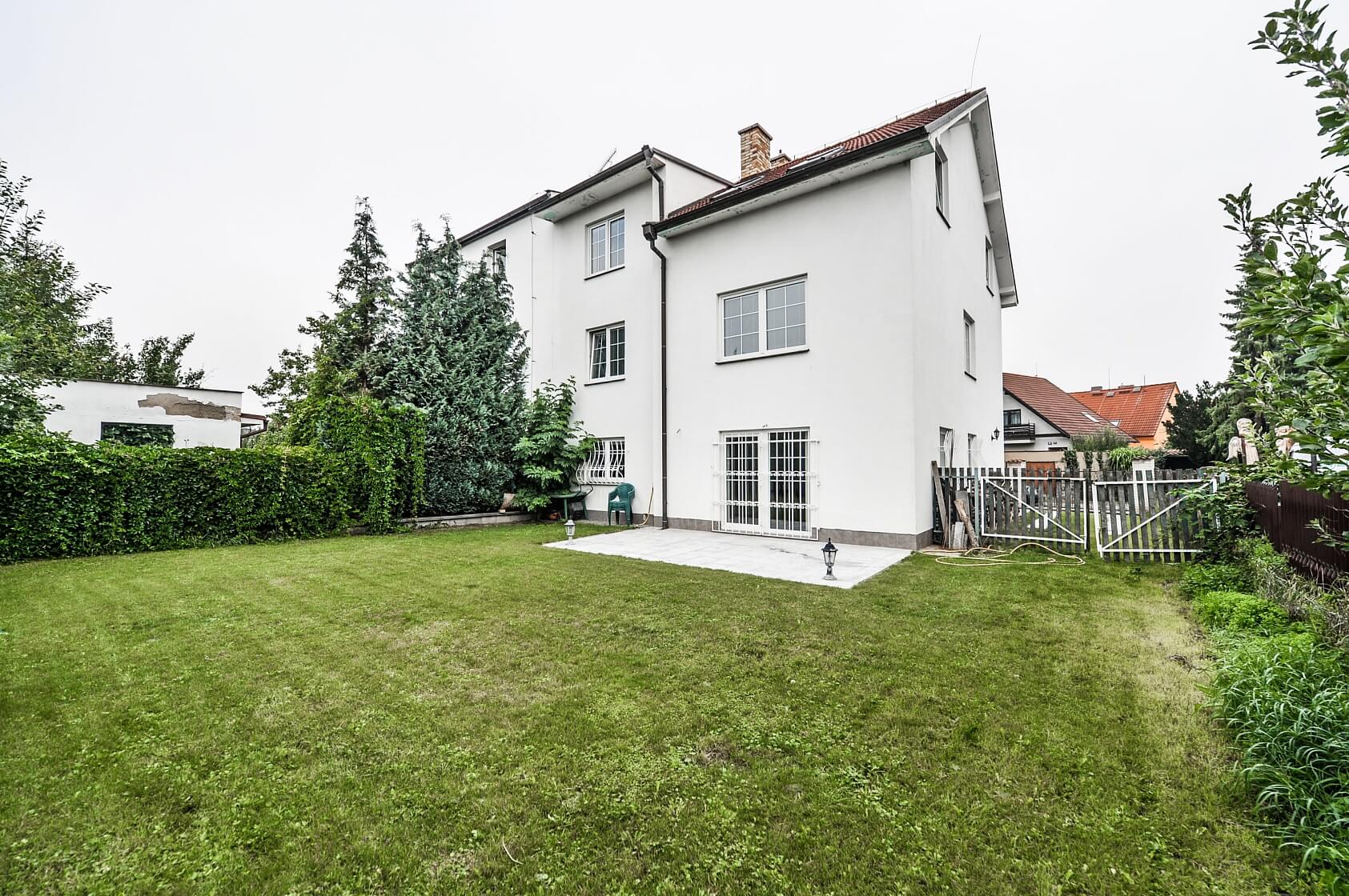 Návazná, Suchdol - Praha 6 | Pronájem, Rodinný dům 6+1, 289 m²