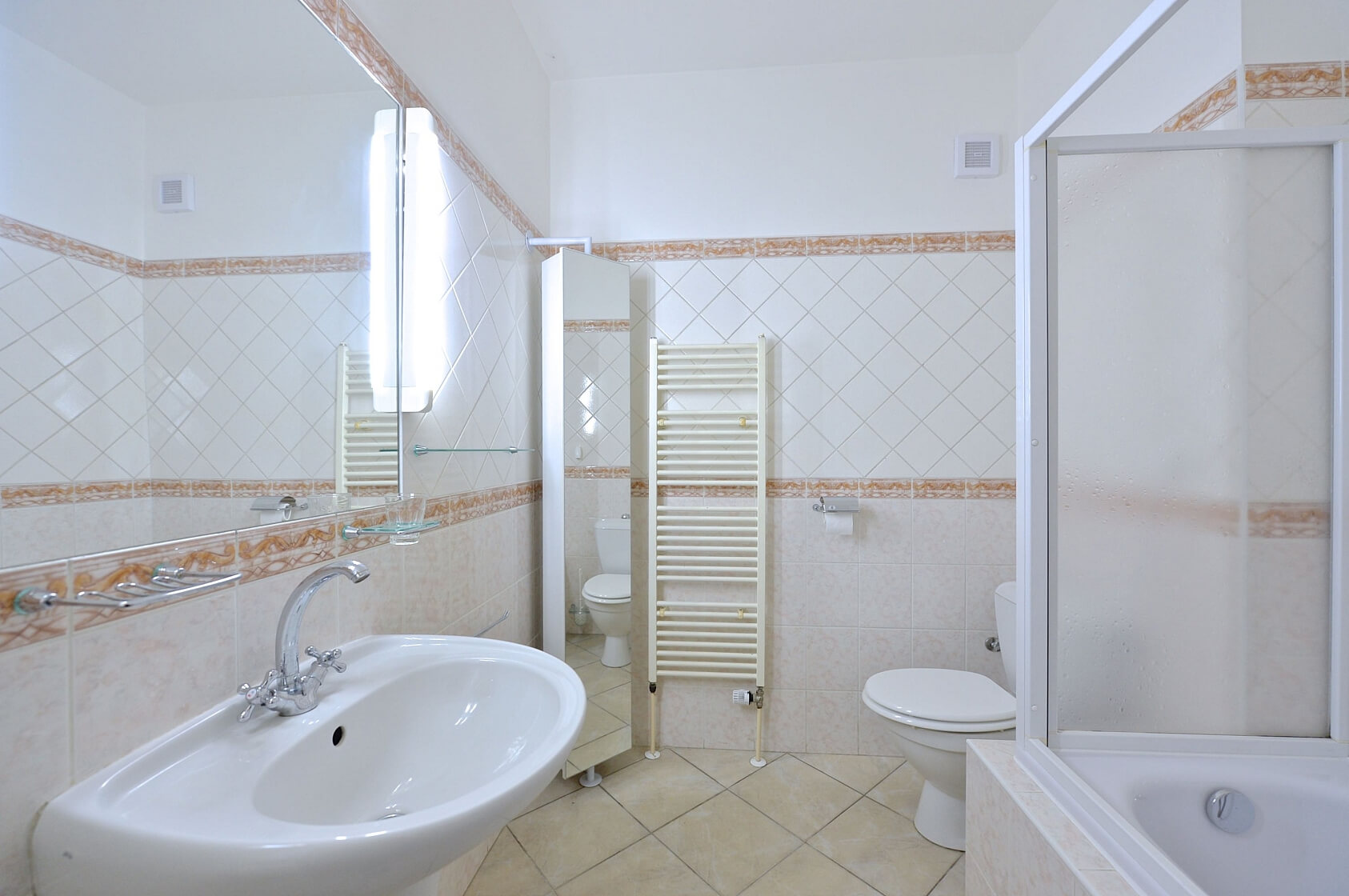 U dvou srpů, Smíchov - Praha 5 | Pronájem, Rodinný dům 5+1, 183 m²