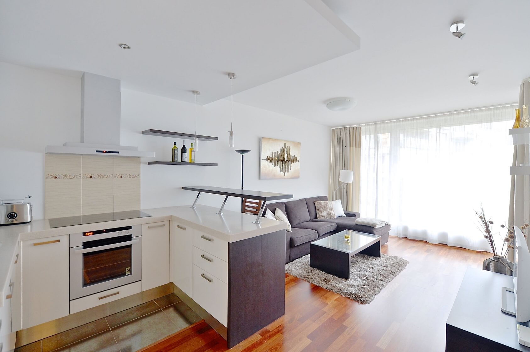 Italská, Vinohrady - Prague 2 | Rent, Apartment One-bedroom (2+kk), 58 m²