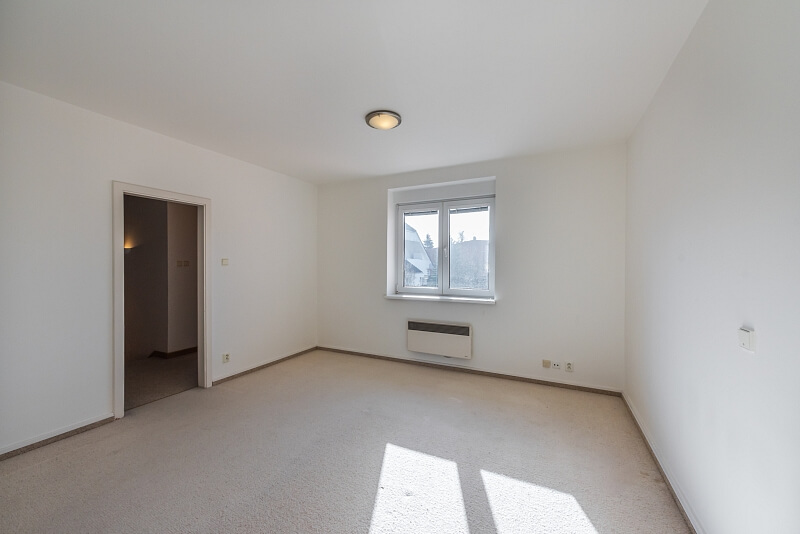 V Zahradách, Horoměřice - Praha-západ | Rent, House Four-bedroom (5+1), 250 m²
