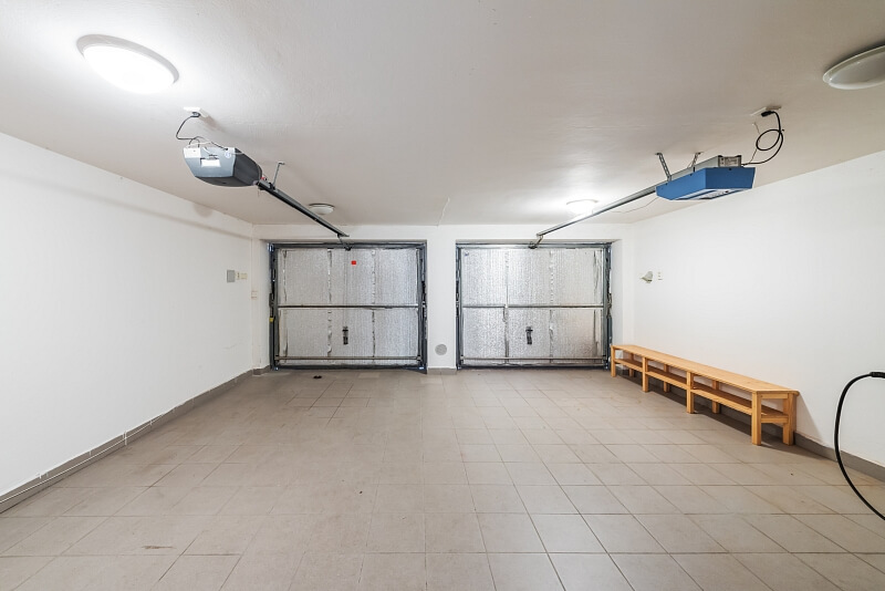 V Zahradách, Horoměřice - Praha-západ | Pronájem, Rodinný dům 5+1, 250 m²