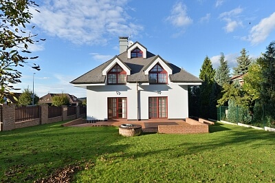 Spořická, Dolní Chabry - Prague 8 | Rent, House Four-bedroom (5+1), 250 m²