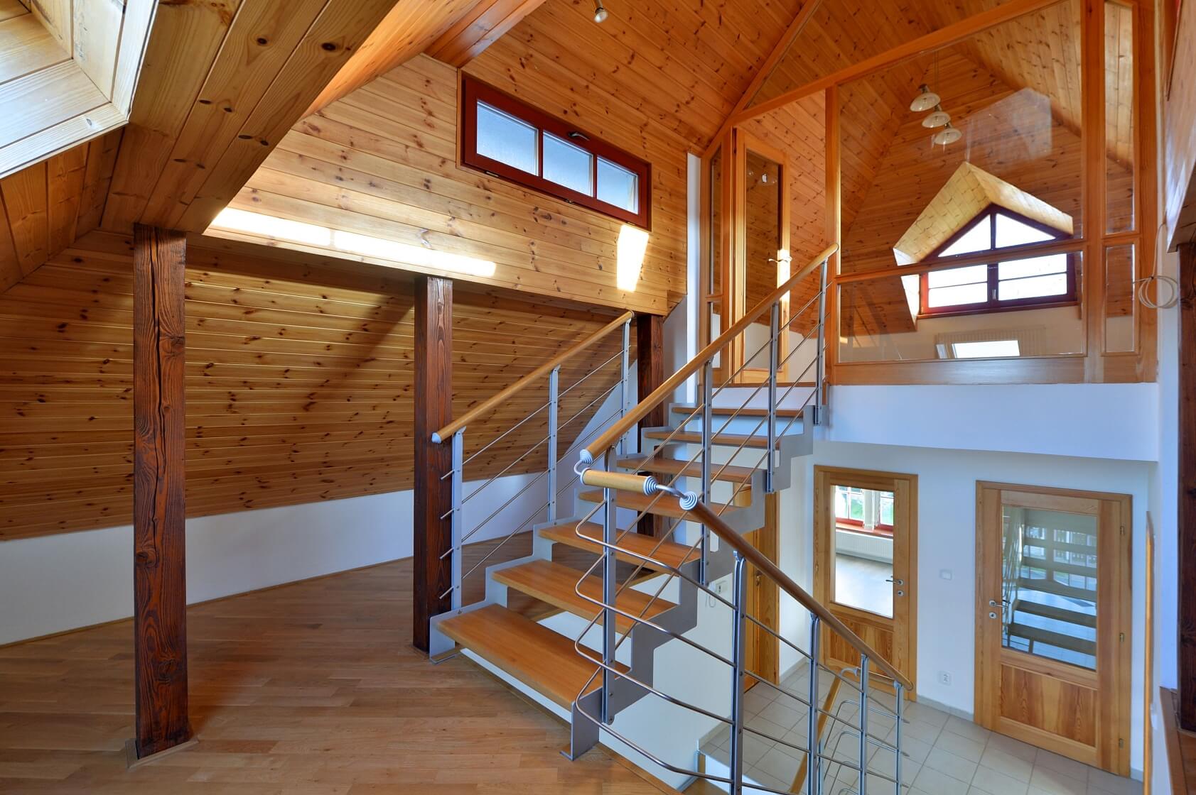 Spořická, Dolní Chabry - Praha 8 | Pronájem, Rodinný dům 5+1, 250 m²