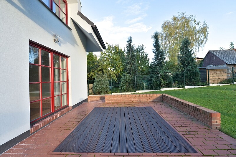 Spořická, Dolní Chabry - Praha 8 | Pronájem, Rodinný dům 5+1, 250 m²