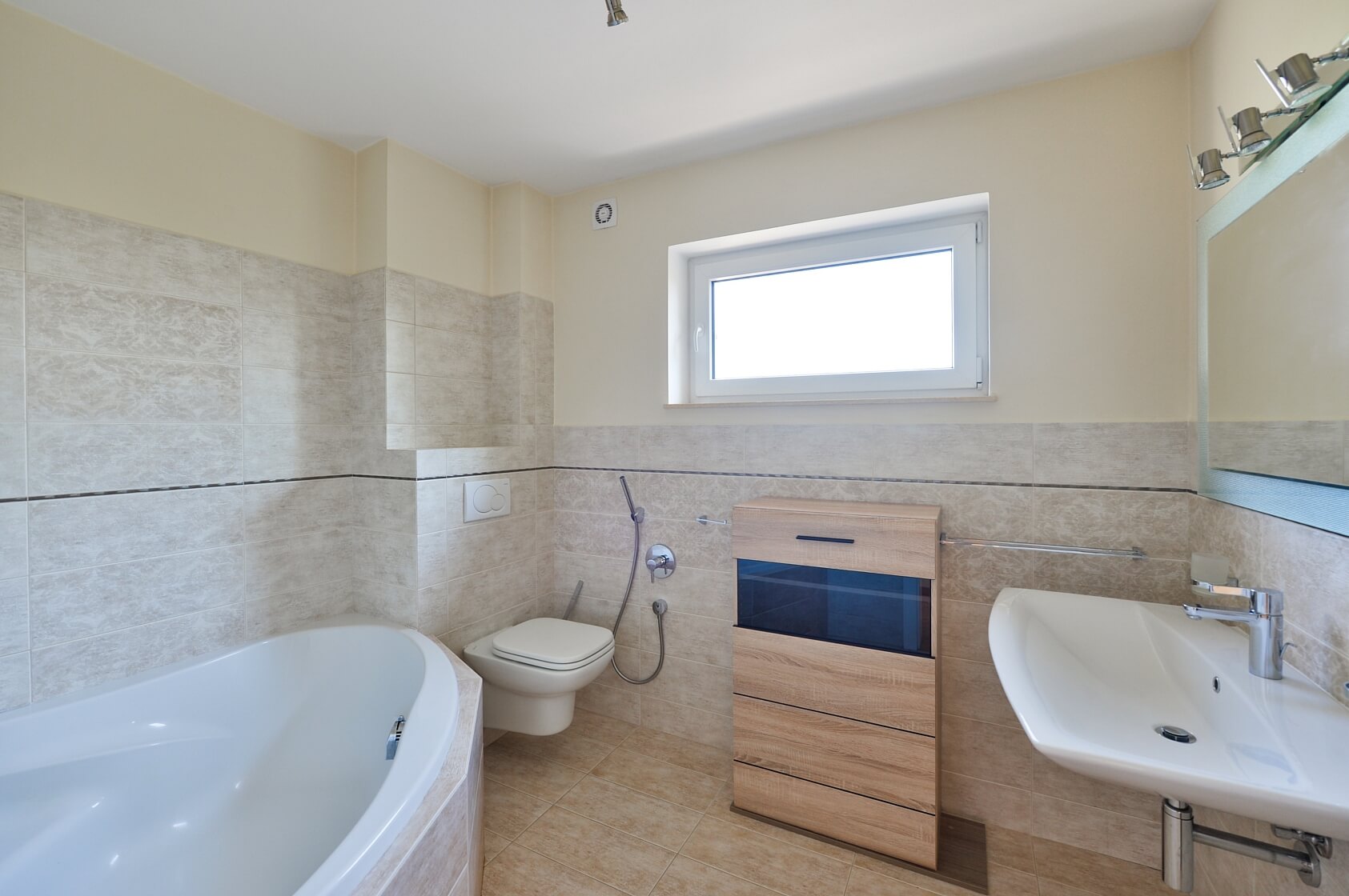 Kamýcká, Suchdol - Praha 6 | Pronájem, Rodinný dům 5+kk, 280 m²